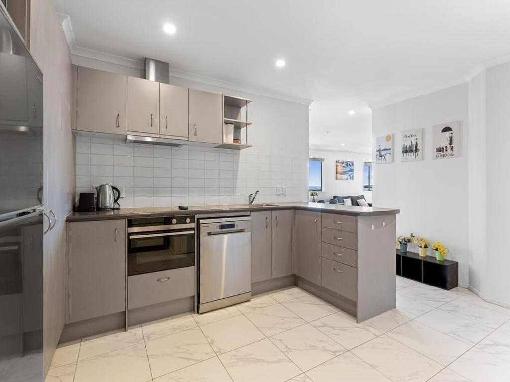Eden Terrace Two Bedroom Free Parking Оукланд Екстериор снимка