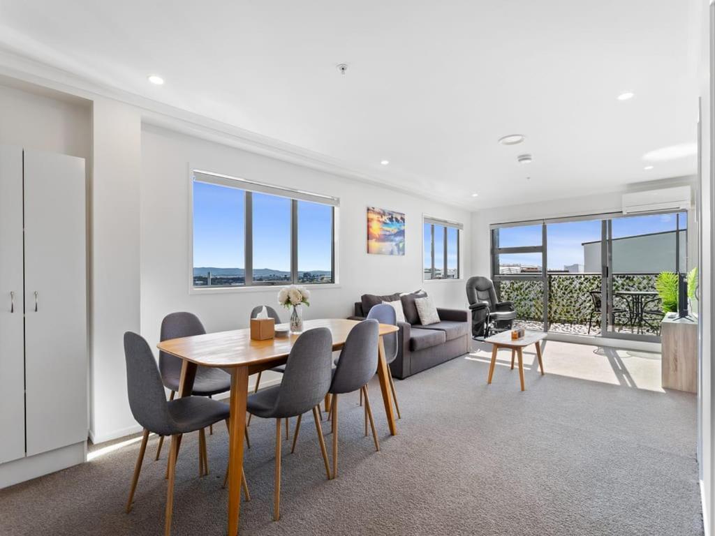 Eden Terrace Two Bedroom Free Parking Оукланд Екстериор снимка