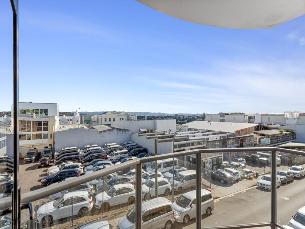 Eden Terrace Two Bedroom Free Parking Оукланд Екстериор снимка