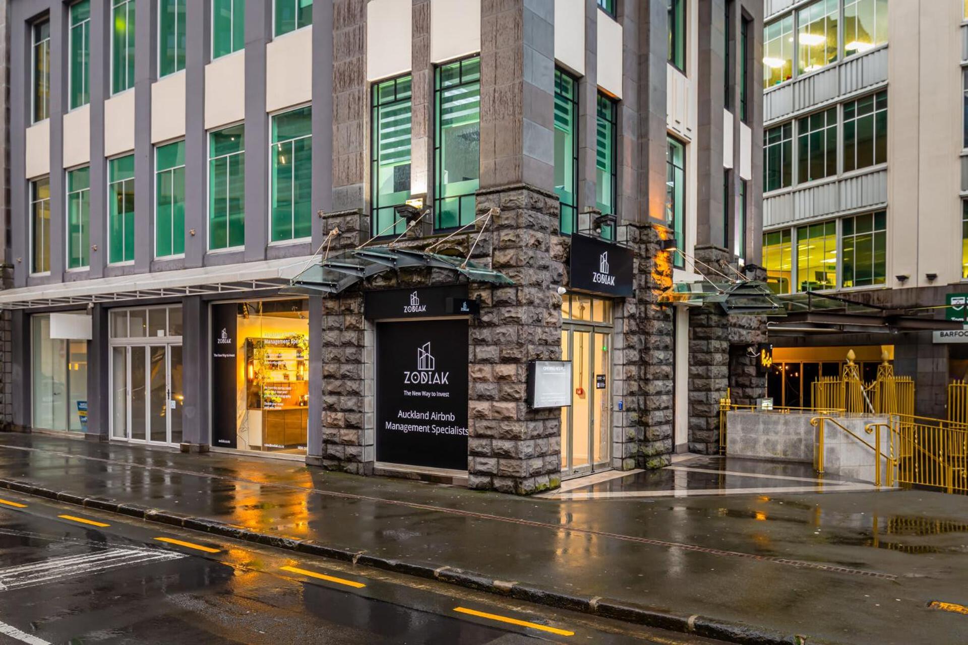 Eden Terrace Two Bedroom Free Parking Оукланд Екстериор снимка